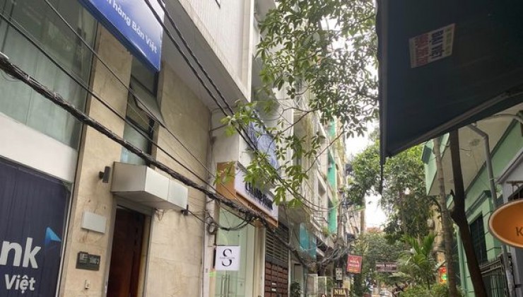 Bán gấp nhà Hoàng Quốc Việt, ngõ siêu rộng ô tô tránh, nhà 4 tầng giá chỉ 10.8 tỷ